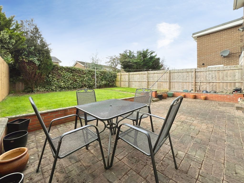 Property photo 2 of 23 Photo 12