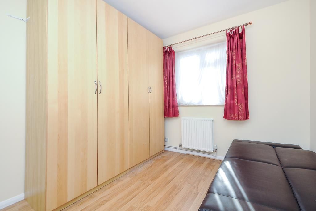 Property photo 3 of 9 4
