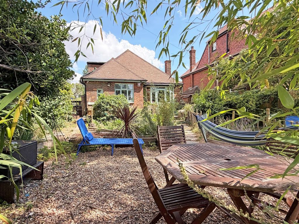 Property photo 3 of 15 405G3A.Jpg