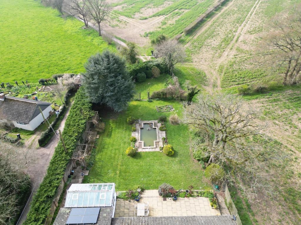 Property photo 2 of 17 Blandings Garden Ph102.Jpg
