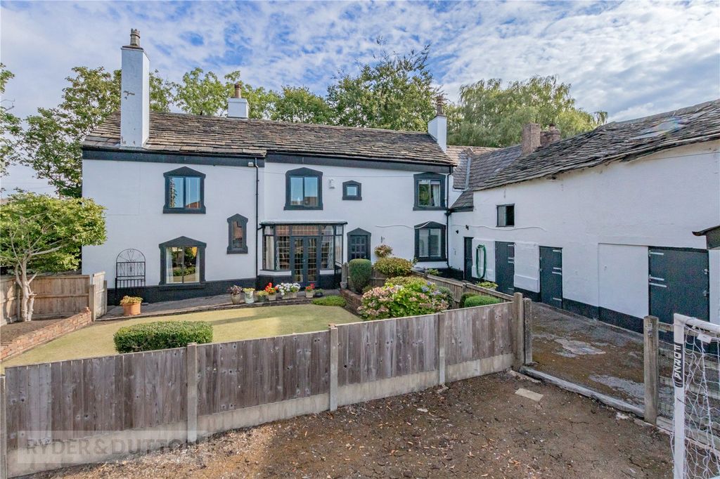 Property photo 2 of 31 External