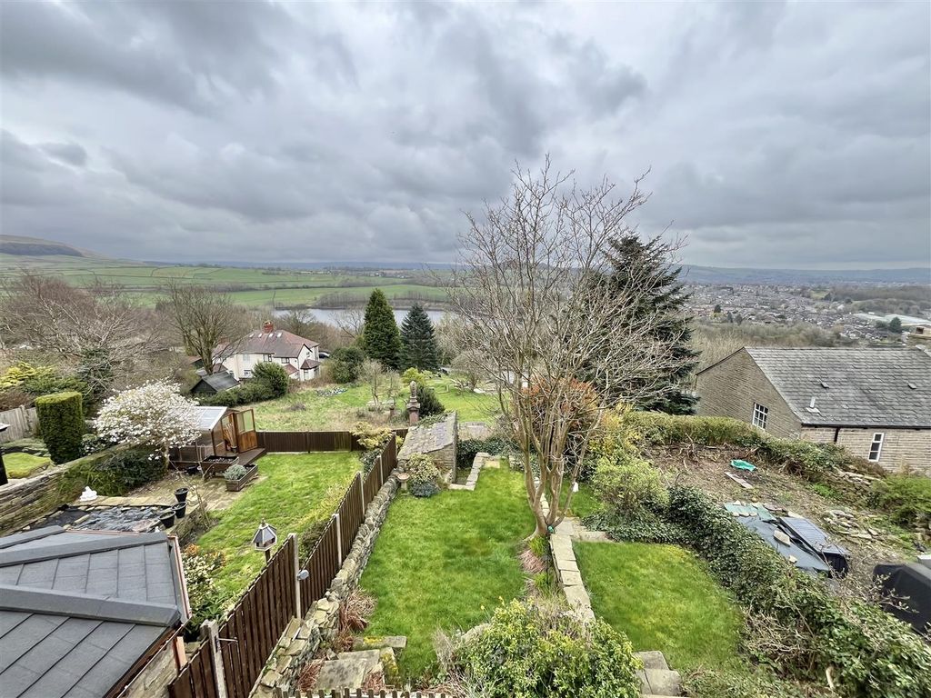 Property photo 2 of 11 Rear Aspect