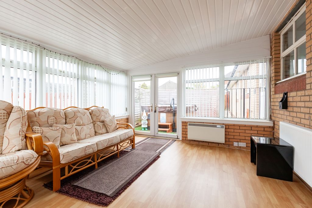 Additional image 4 of 3 bed detached bungalow for sale9 Cameron Knowe, Philpstoun, Linlithgow EH49