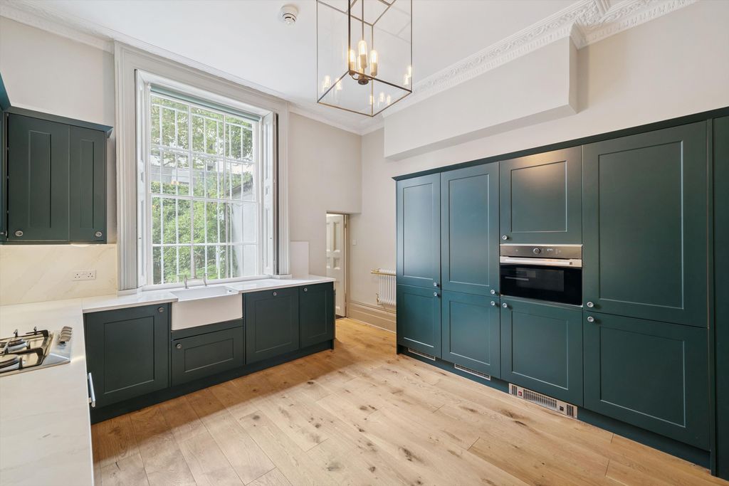Pelham Crescent, London SW7 photo 5
