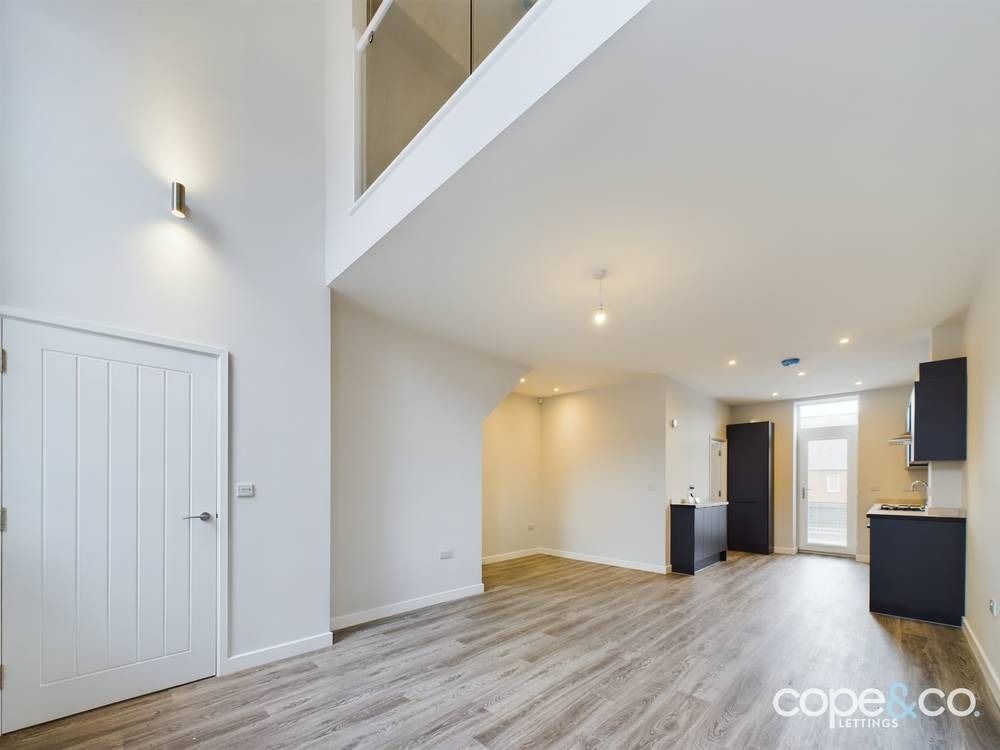 Property photo 3 of 20 3576373