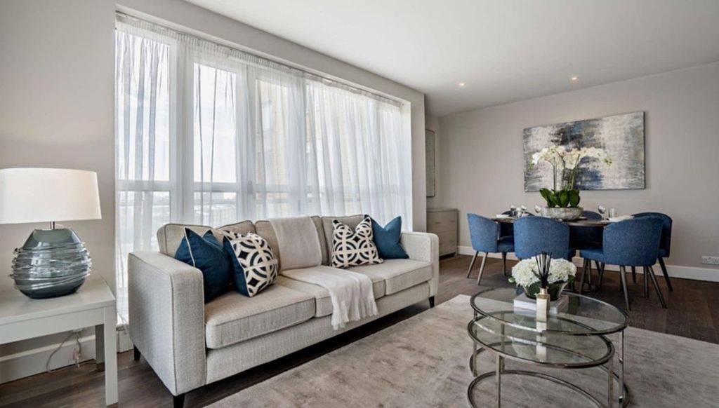 Property photo 1 of 8