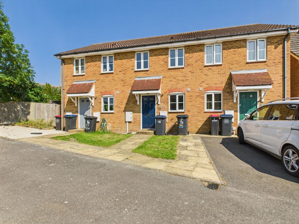 Property photo 1 of 7 25 Favourite Road, Whitstable, Kent, Ct5 4Ub