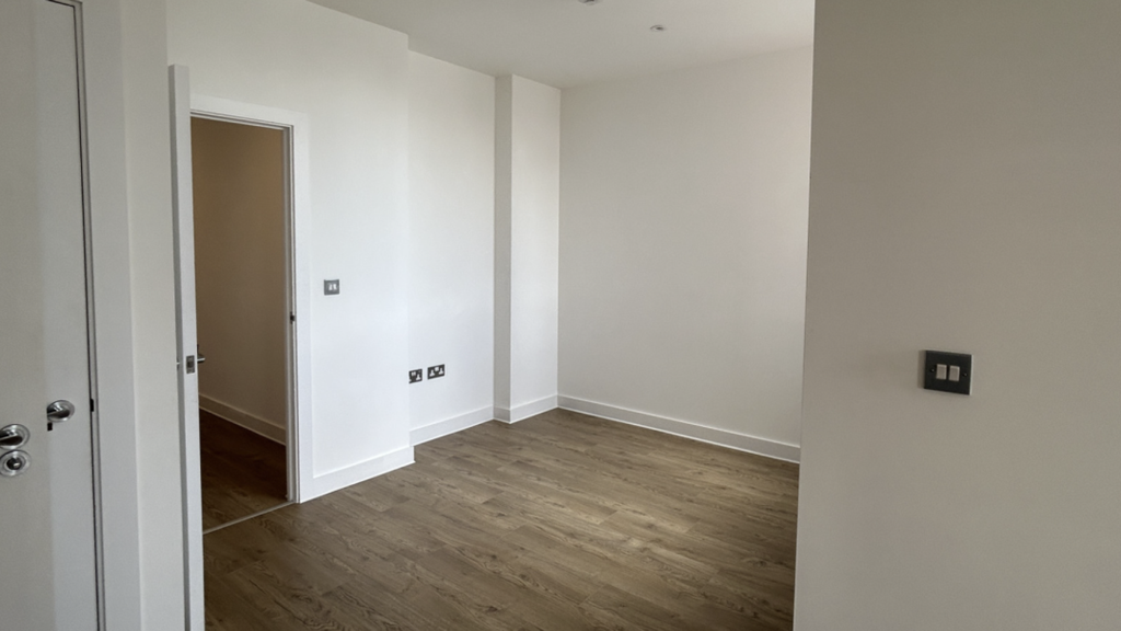 Property photo 3 of 3