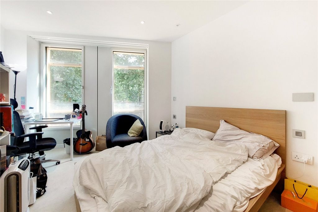 Property photo 3 of 9