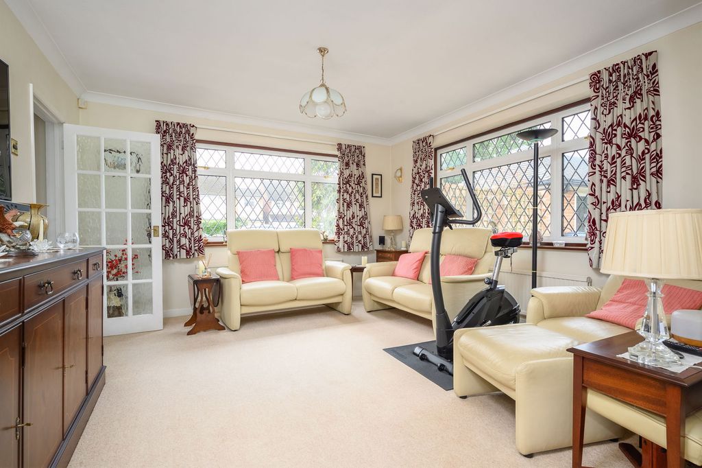 Property photo 3 of 19
