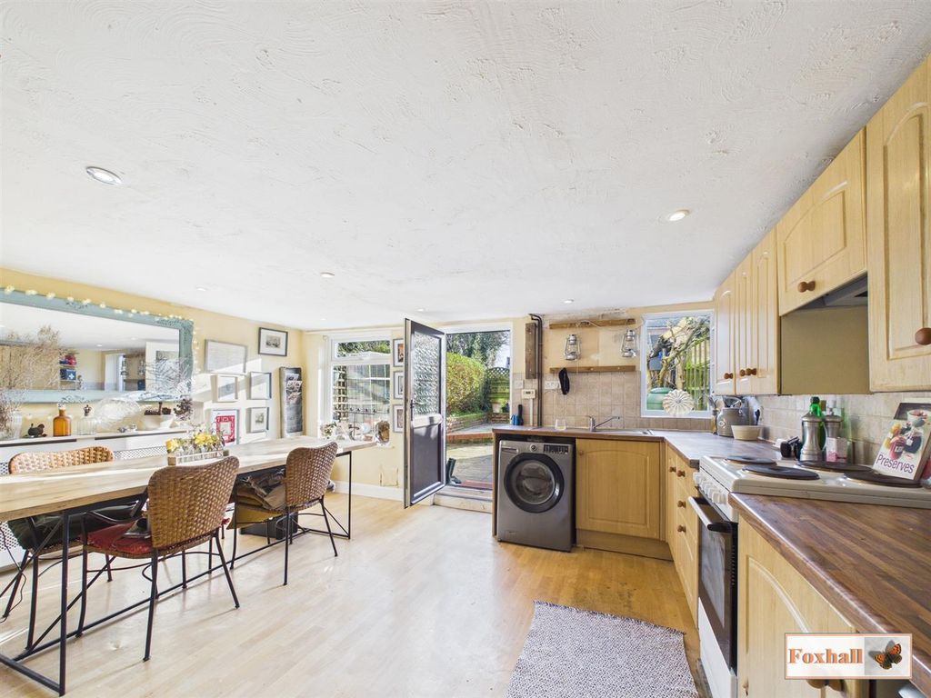 Property photo 2 of 21 Kitchen/Diner
