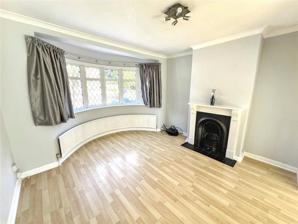 Property photo 2 of 15 Picture No. 04