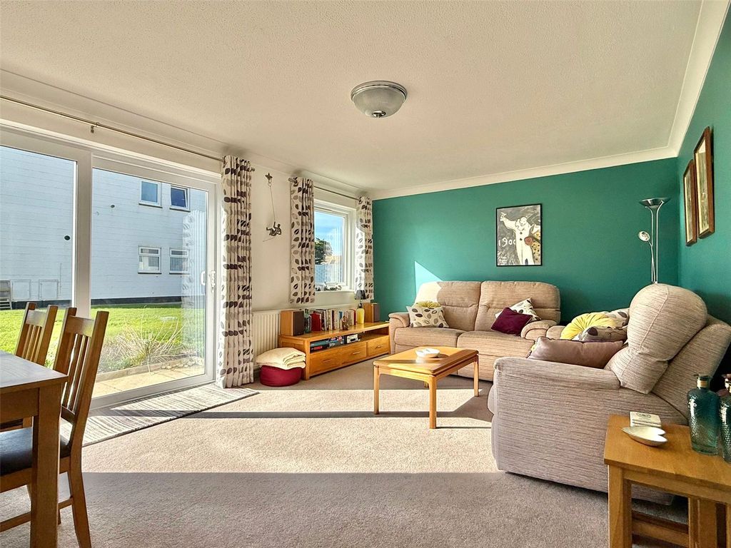 Property photo 3 of 15 Picture No. 11