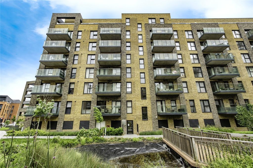 Property photo 1 of 18 Photography