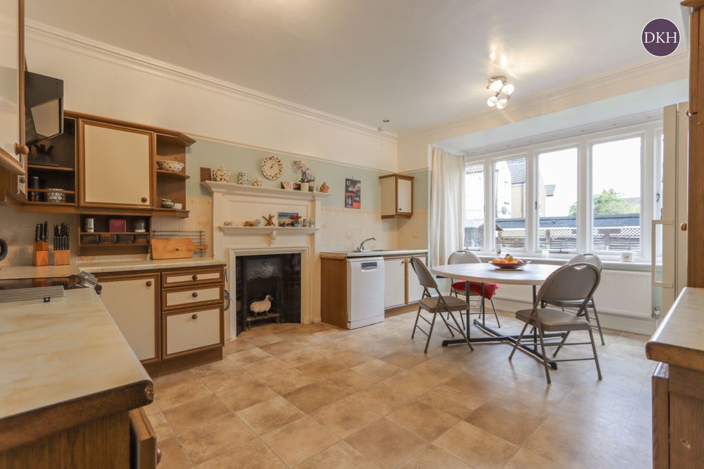 Property photo 3 of 16 Picture No. 06