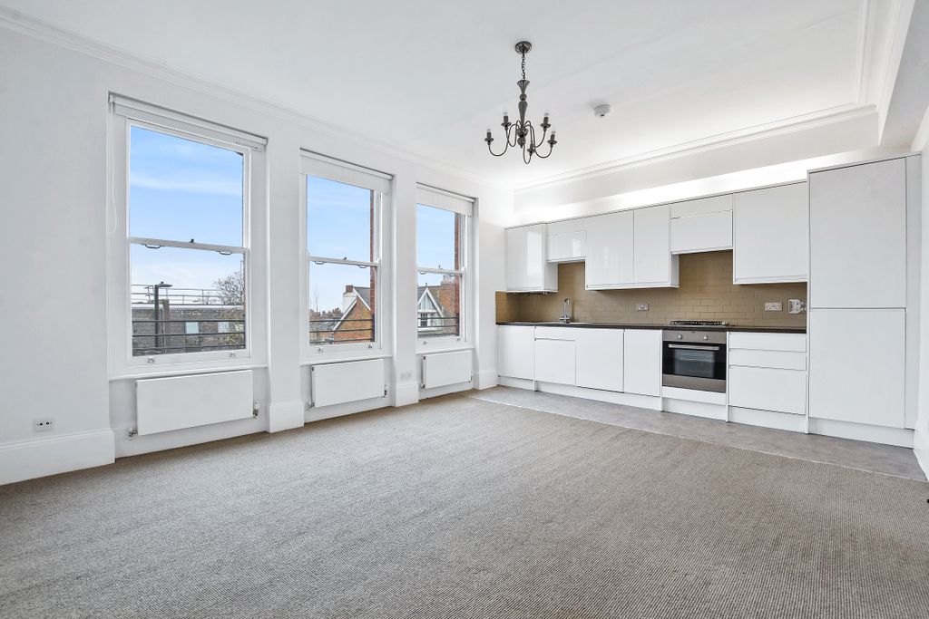 Property photo 1 of 8 50E4Fe58-4c22-4Df5-90c7-E22Be99F4136Gcham - Flat 2 49 Muswell Road - Reception -Original (1).Jpg