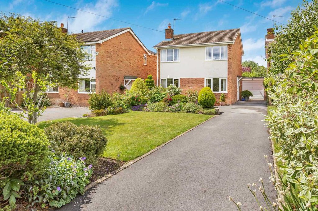 Property photo 2 of 16