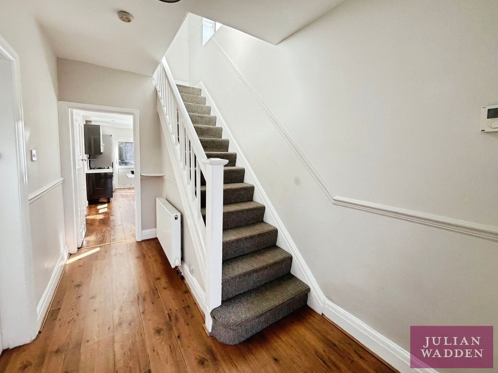 Property photo 2 of 19 Picture 2