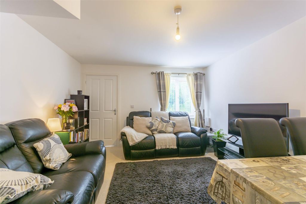 Property photo 3 of 15 CC Ltd19.Jpg