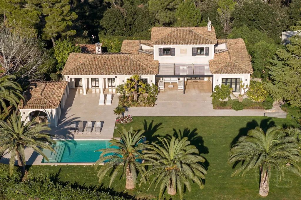 Property photo 1 of 12