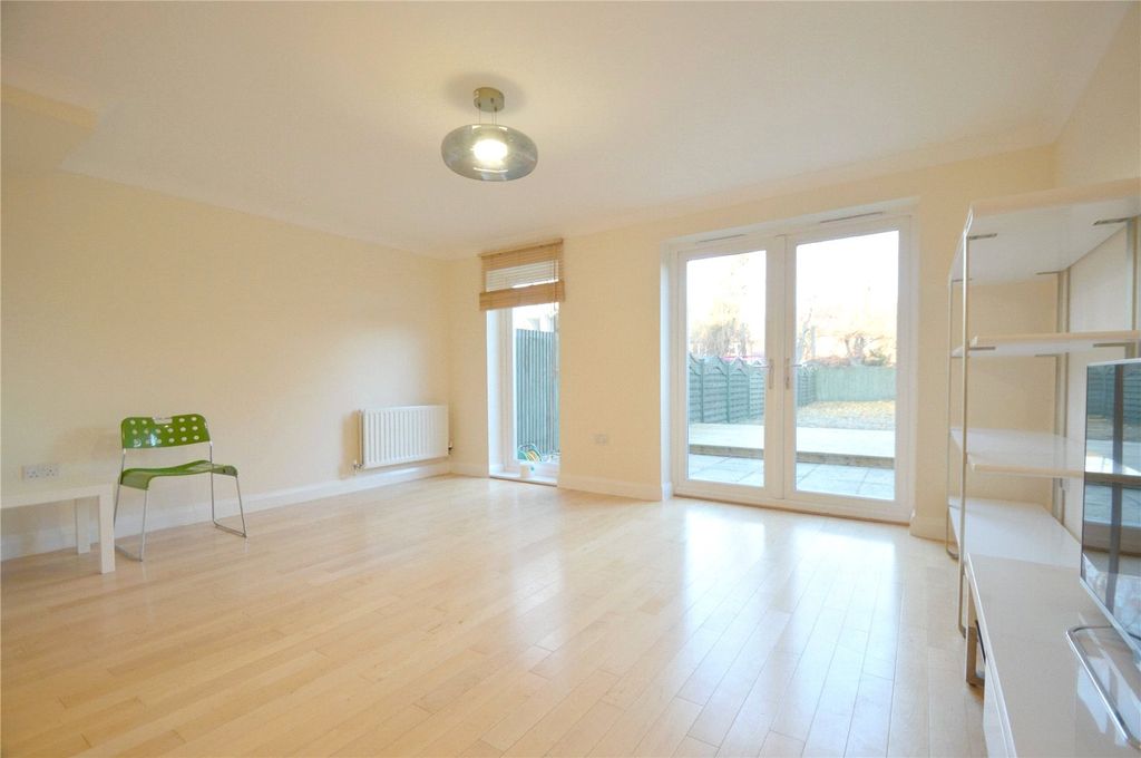 Property photo 3 of 9 Picture No. 07