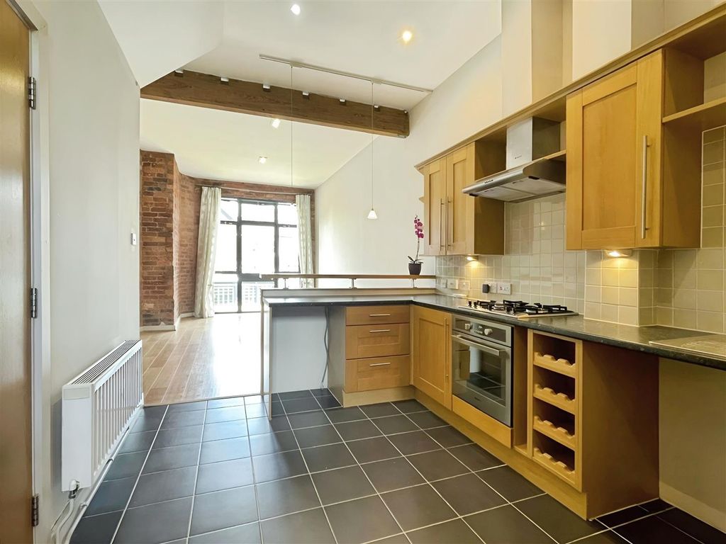 Property photo 2 of 35 Kitchen