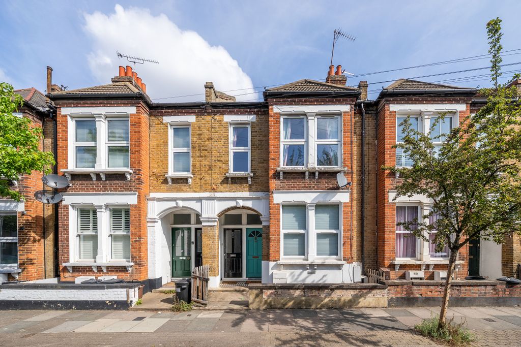 Property photo 1 of 13