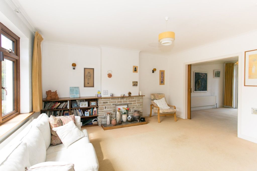 Property photo 3 of 23 Picture No. 09