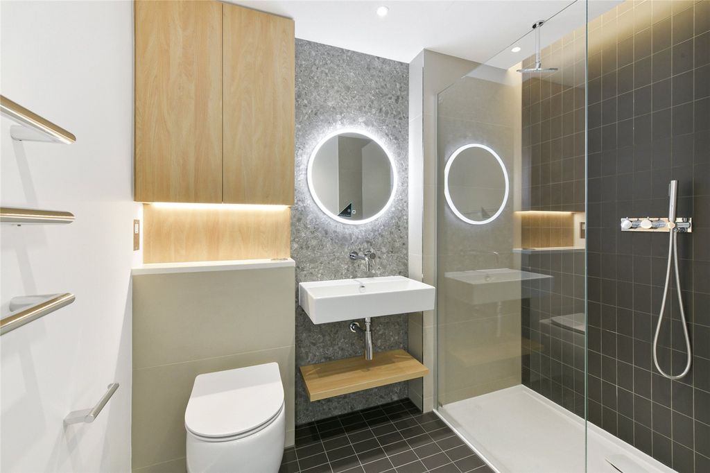 Property photo 3 of 14 Picture No. 13