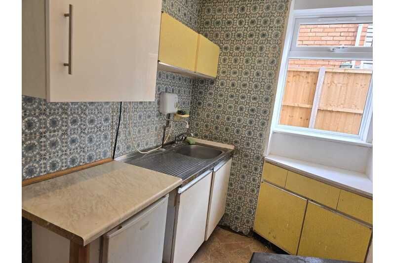 Property photo 3 of 6
