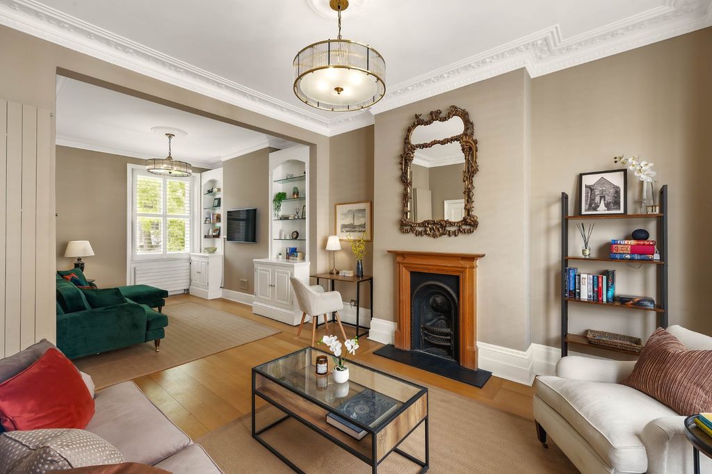 Property photo 3 of 12 Drawing Room