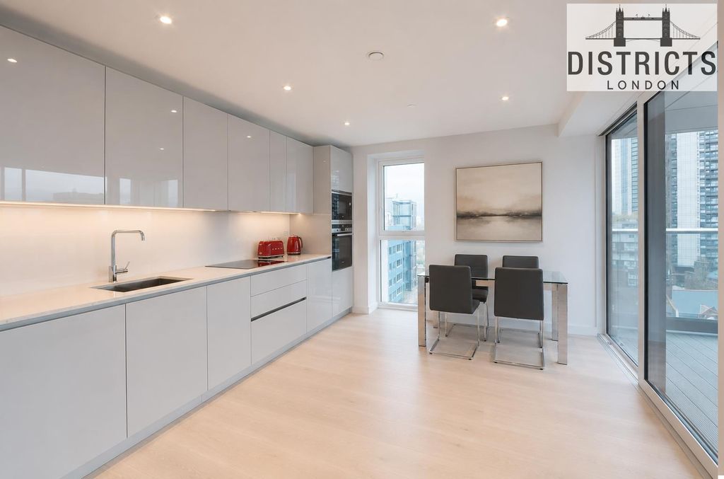 Property photo 2 of 9 2. Kitchen.Png