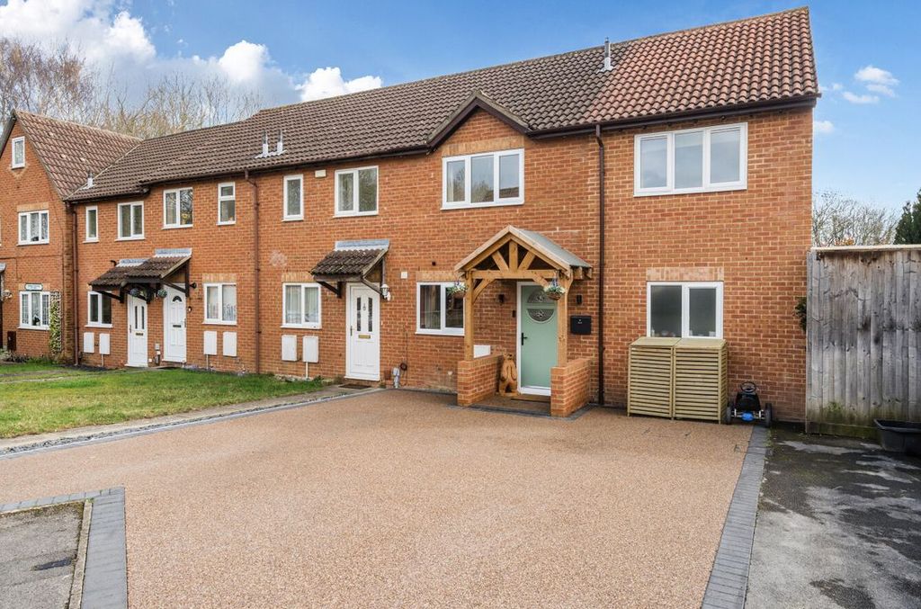 Property photo 1 of 12 1425933169B158d5Bb42A