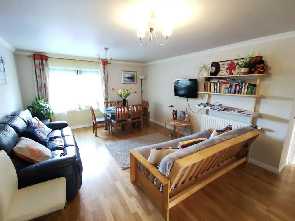 Property photo 1 of 24