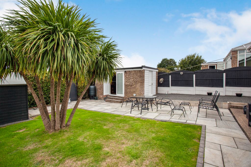Property photo 2 of 30 Img_3938