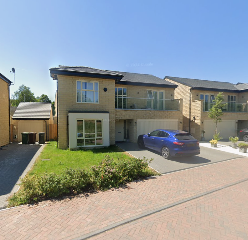 Property photo 1 of 33