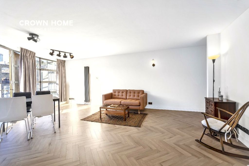 Property photo 2 of 8