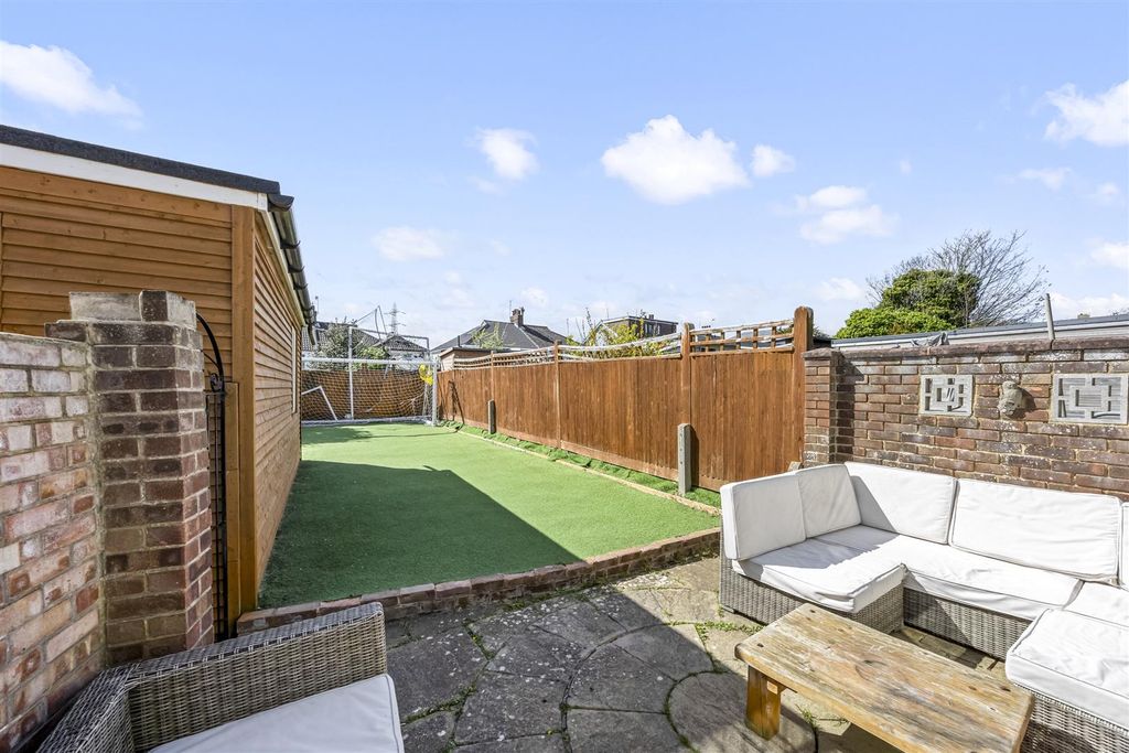 Property photo 2 of 19 Rear Garden