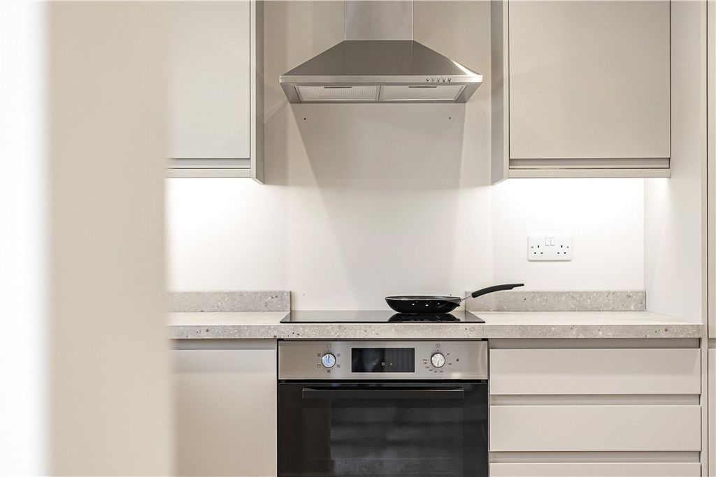 Property photo 3 of 14 Picture No. 3