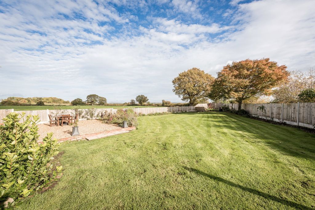 Property photo 2 of 58