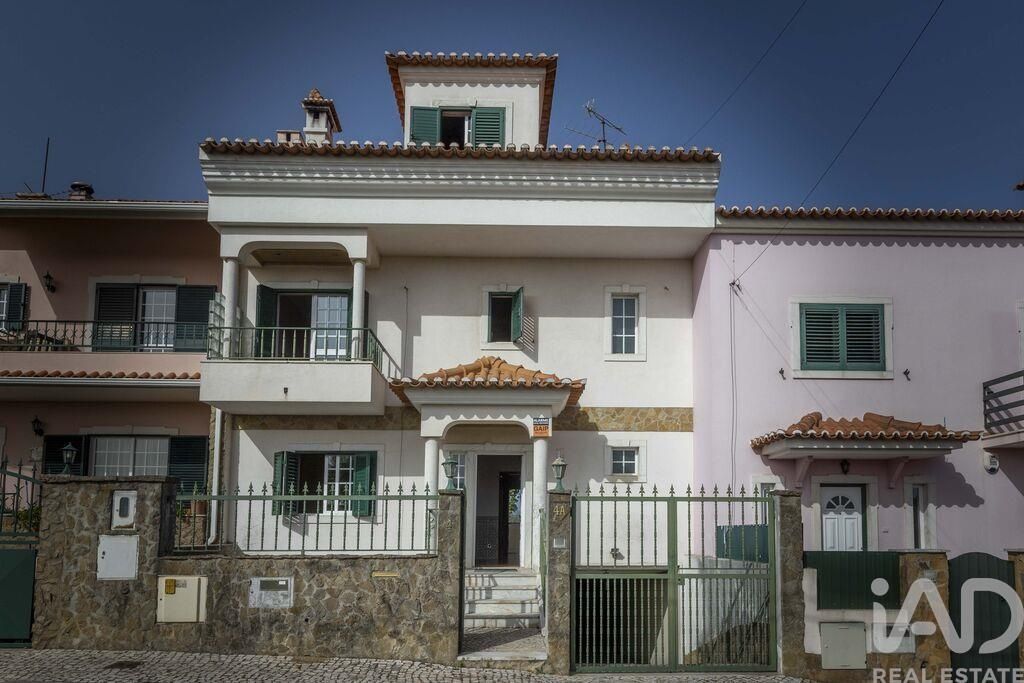 Property photo 1 of 38