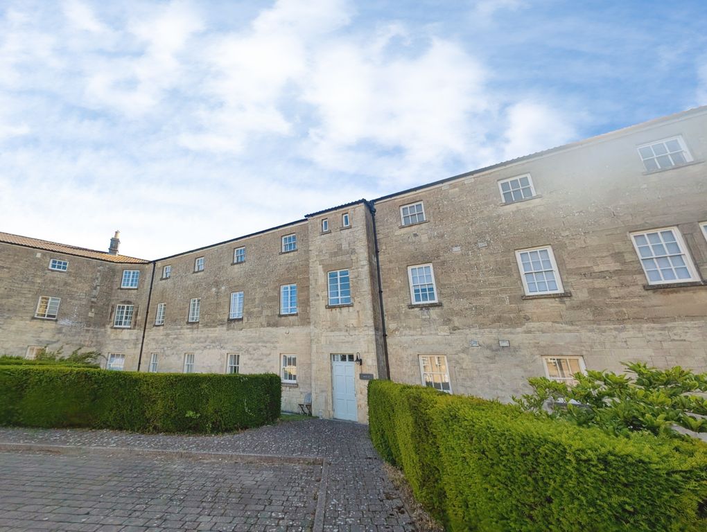 Property photo 1 of 16 70F2B89E-External