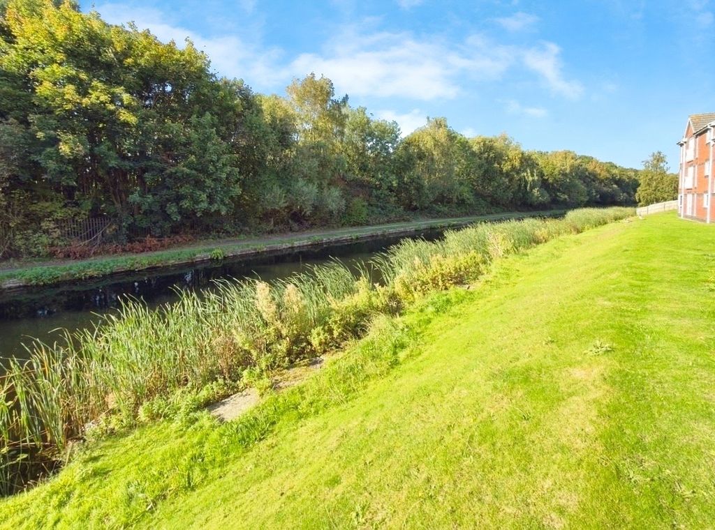 Property photo 2 of 16 Picture No. 09
