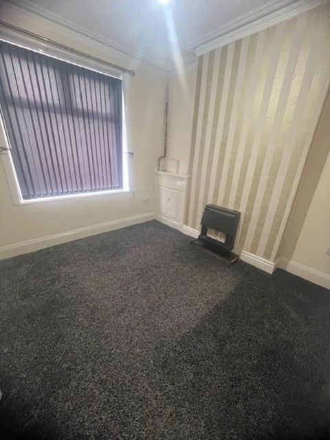 Property photo 2 of 9 55E1