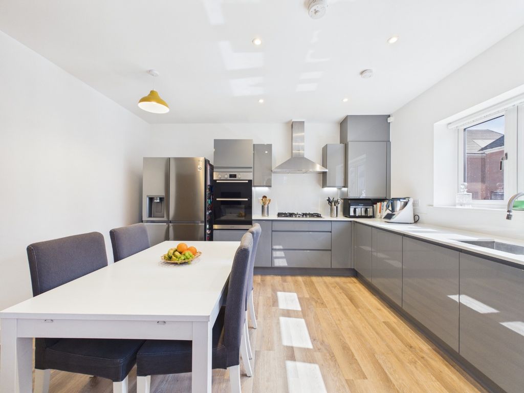 Property photo 1 of 22 5079631