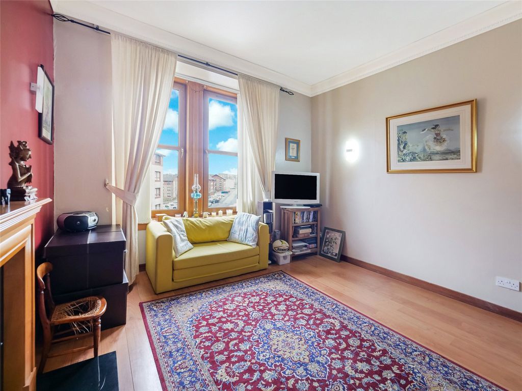 Property photo 2 of 21 Picture No. 19