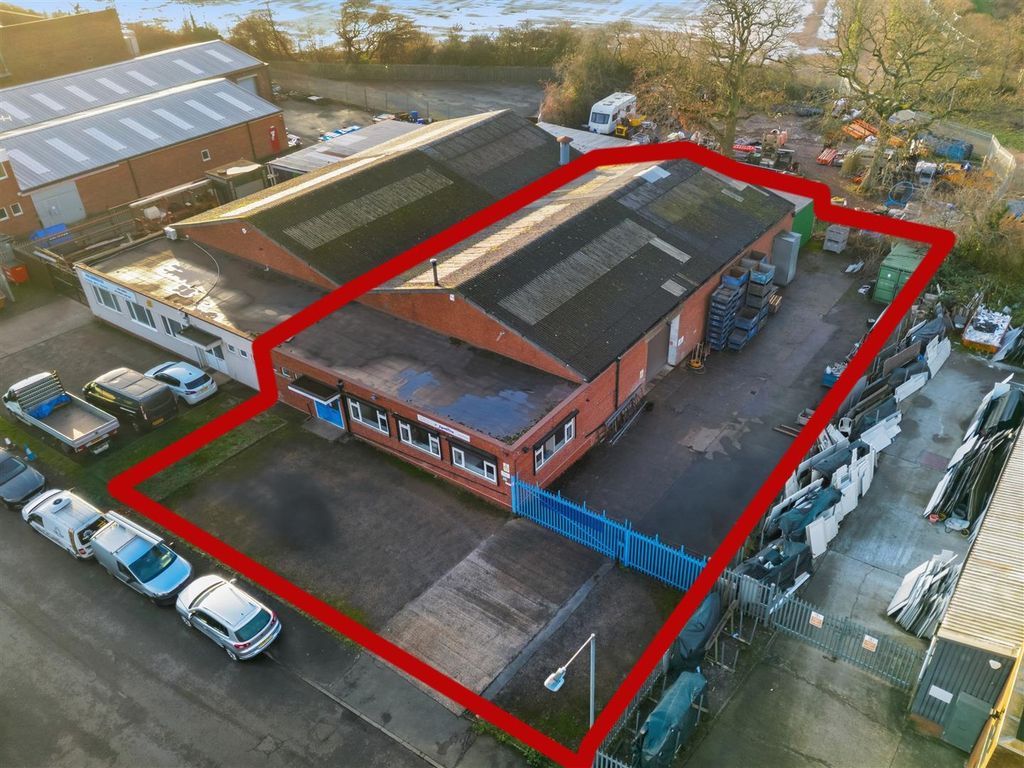 Property photo 1 of 17 Unit 17 Kinwarton Farm 2036-4Rl.Jpg