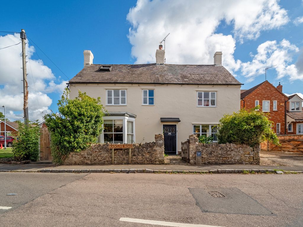 Property photo 1 of 35