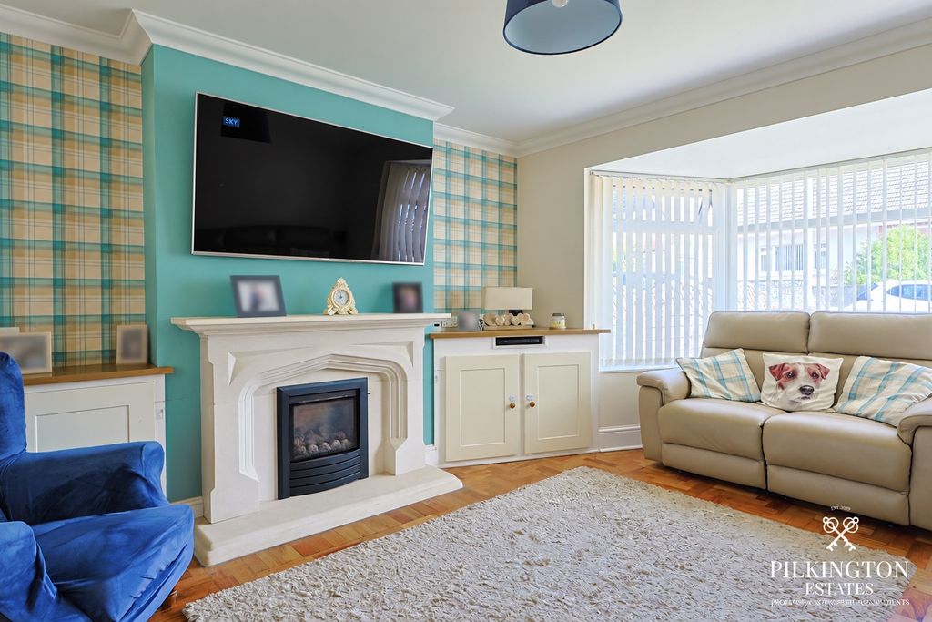 Property photo 3 of 15 5537974