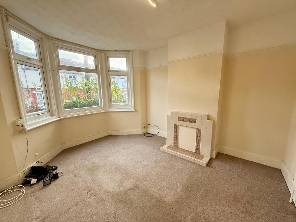 Property photo 2 of 11 Ground Floor Living Room